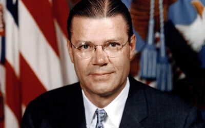 Robert McNamara: O Arquiteto dos Números e das Lágrimas. O homem que quantificou a Guerra e perdeu a alma